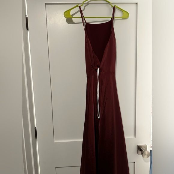 Lulus medium burgundy maxi dress - Picture 2 of 3